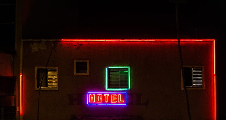 Crônicas Urbanas - Quartos de hotel rendem boas histórias